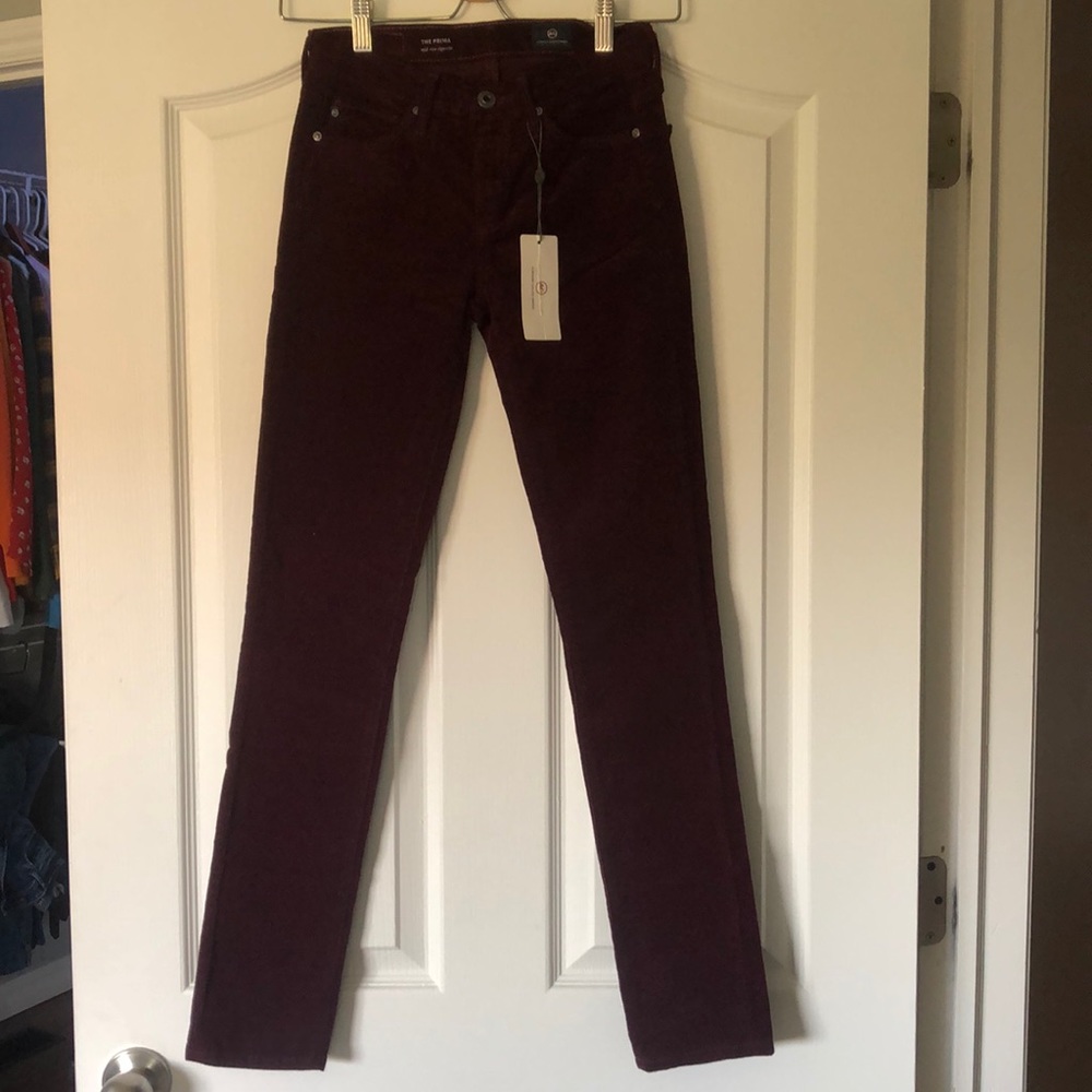 Mid-Rise Jeans